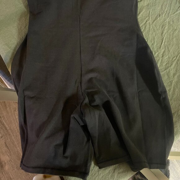 SKIMS OUTDOOR SQUARE NECK ONESIE - Picture 5 of 5